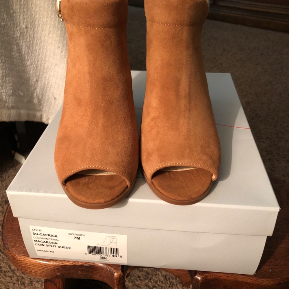 Sole society peep toe booties - Picture 2 of 3